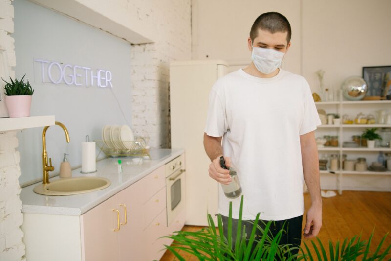 10 Signs of Poor Indoor Air Quality: How to Keep You Home Safe